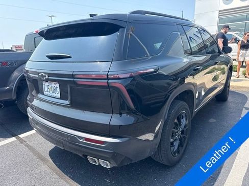Used 2026 Chevrolet Traverse LT w/ Midnight/Sport Edition AWD/4WD image 3