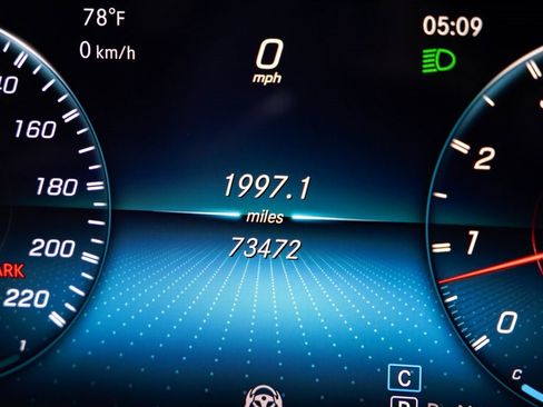 Used 2019 Mercedes-Benz AMG GT 63 S w/ Driver Assistance Package image 18