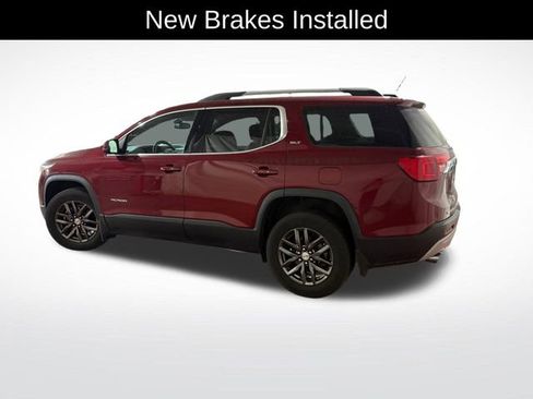 Used 2018 GMC Acadia SLT image 2