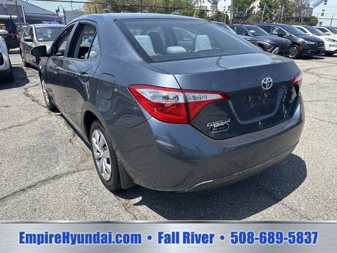 Used 2016 Toyota Corolla LE FWD image 8