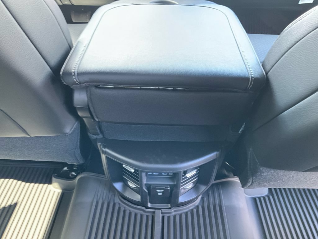 New 2026 RAM 3500 Laramie AWD/4WD image 13
