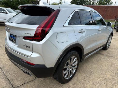 Used 2020 Cadillac XT4 Premium Luxury FWD image 4