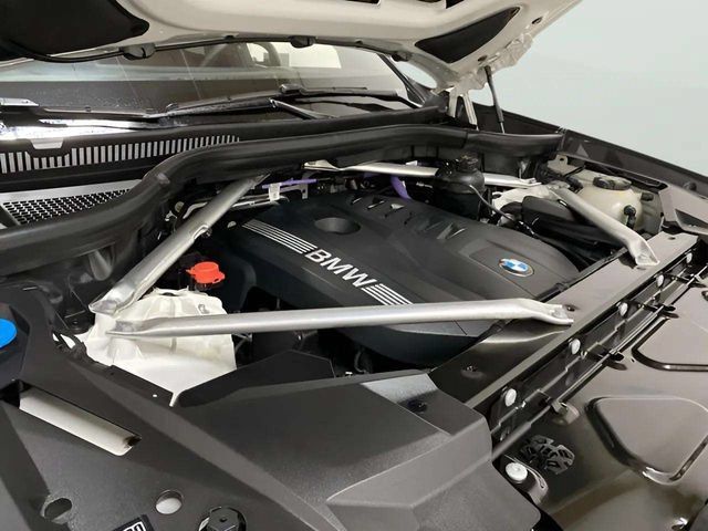 Used 2026 BMW X5 xDrive40i AWD/4WD image 88