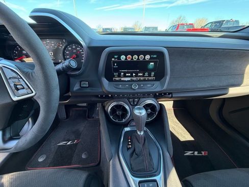 Used 2018 Chevrolet Camaro ZL1 image 23
