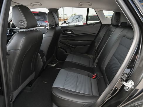 New 2026 Chevrolet Trax LT w/ LPO, Blackout Package image 29