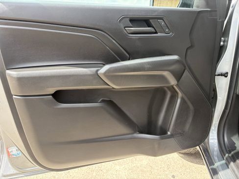 Used 2024 Chevrolet Colorado W/T image 10