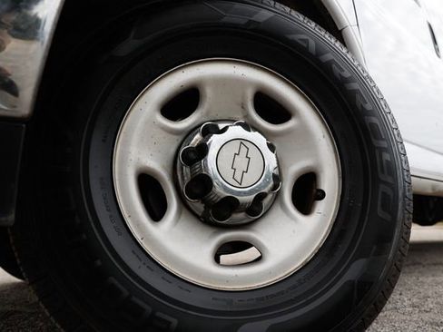 Used 2018 Chevrolet Express 3500 LT w/ LT Preferred Equipment Group image 31