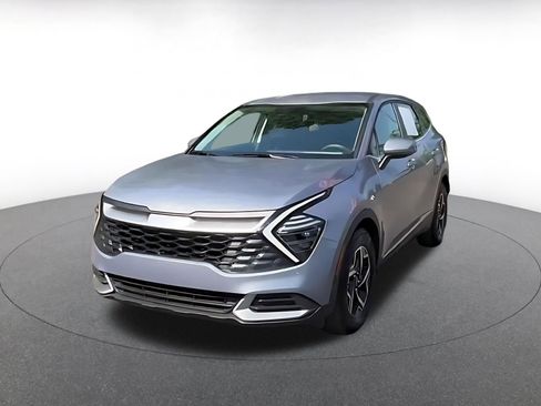 Used 2025 Kia Sportage LX FWD image 7