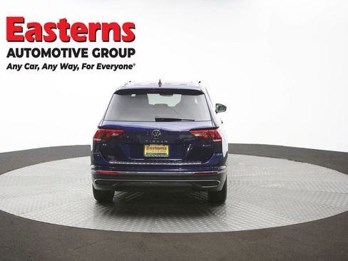 Used 2023 Volkswagen Tiguan SE AWD/4WD image 36