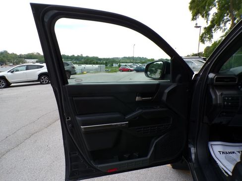Used 2024 Toyota Tacoma TRD Off-Road AWD/4WD image 22