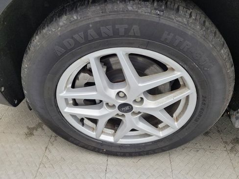 Used 2024 Ford Edge SEL image 31