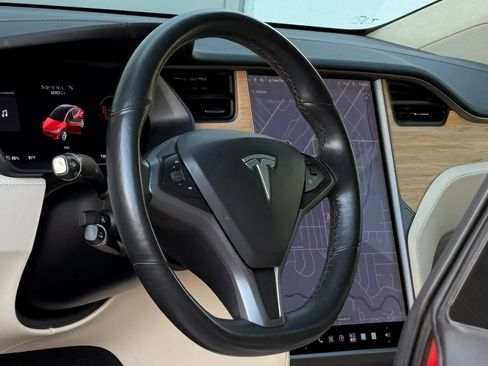 Used 2018 Tesla Model X 100D AWD/4WD image 13