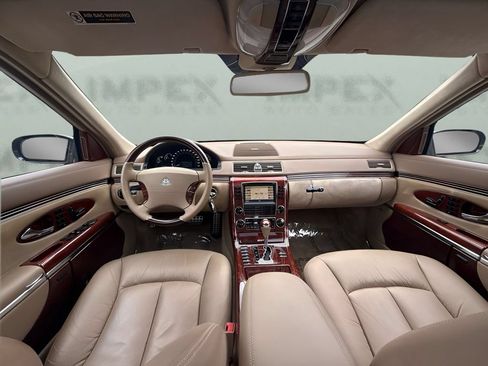 Used 2004 Maybach 57 RWD image 14