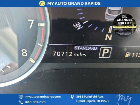 Used 2019 INFINITI QX50 Luxe w/ Navigation Package image 18