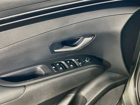 Certified 2023 Hyundai Tucson SEL AWD/4WD image 17