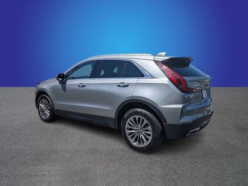 Certified 2025 Cadillac XT4 Premium Luxury FWD image 3