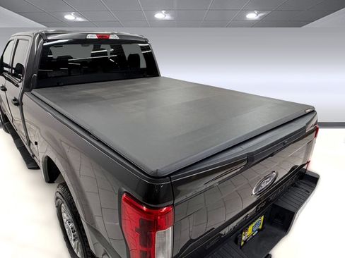 Used 2018 Ford F250 XLT AWD/4WD image 31