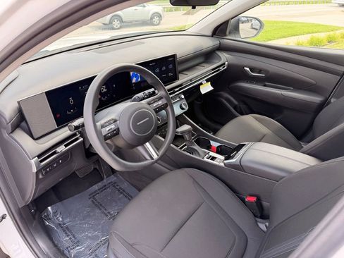 Used 2025 Hyundai Tucson SEL FWD image 32