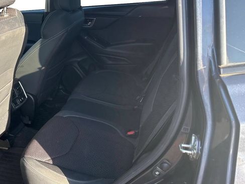 Used 2019 Subaru Forester Premium AWD/4WD image 11