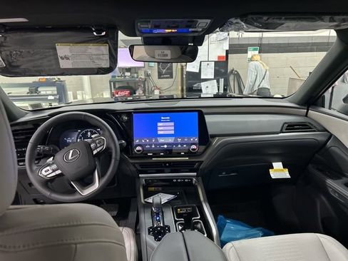 New 2026 Lexus TX 350 AWD image 18