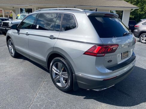 Used 2020 Volkswagen Tiguan SEL image 4