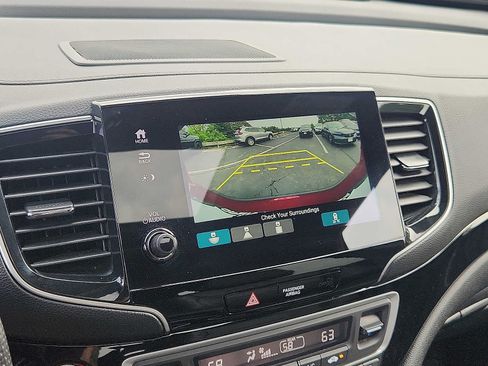 Certified 2024 Honda Passport Black Edition image 17