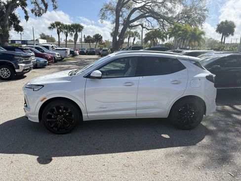 Certified 2024 Buick Encore GX Avenir w/ Avenir Convenience Package image 3