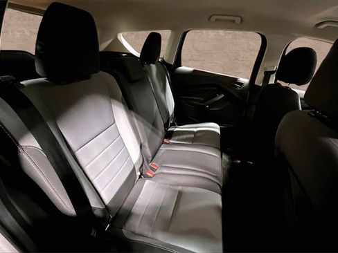 Used 2017 Ford Escape S image 22