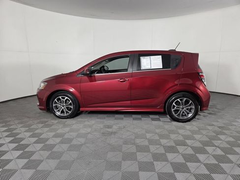 Used 2018 Chevrolet Sonic LT w/ Convenience Package FWD image 10