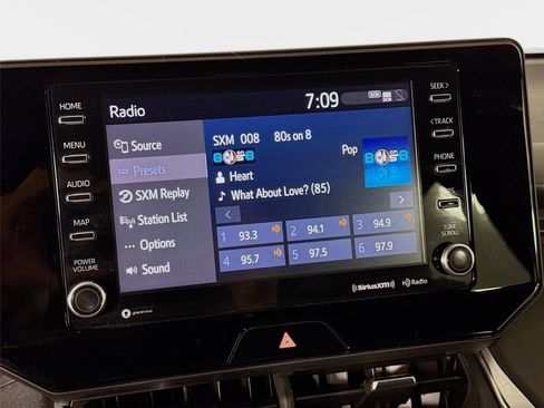 Used 2022 Toyota Venza XLE AWD/4WD image 15