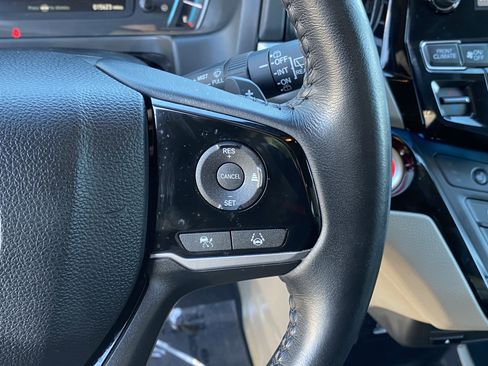 Used 2024 Honda Odyssey Touring image 28