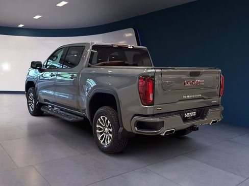 Used 2021 GMC Sierra 1500 AT4 AWD/4WD image 5