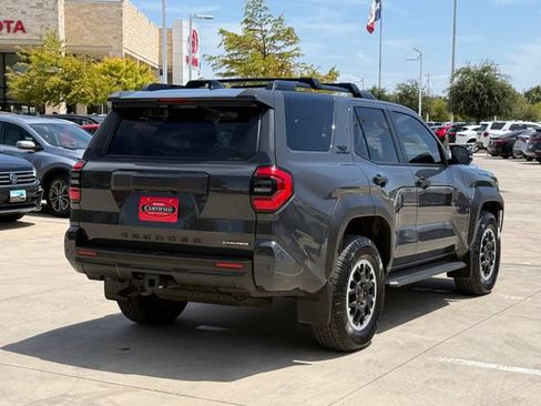 Used 2026 Toyota 4Runner TRD Off-Road Premium AWD/4WD image 5