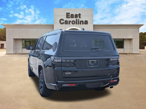 New 2026 Jeep Grand Wagoneer L Limited w/ Premium Group II AWD/4WD image 5