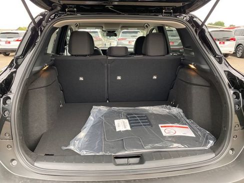 New 2026 Nissan Kicks SV AWD/4WD image 22