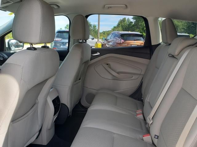 Used 2017 Ford Escape SE AWD/4WD image 13
