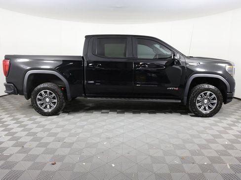 Used 2024 GMC Sierra 1500 AT4 w/ Technology Package image 4