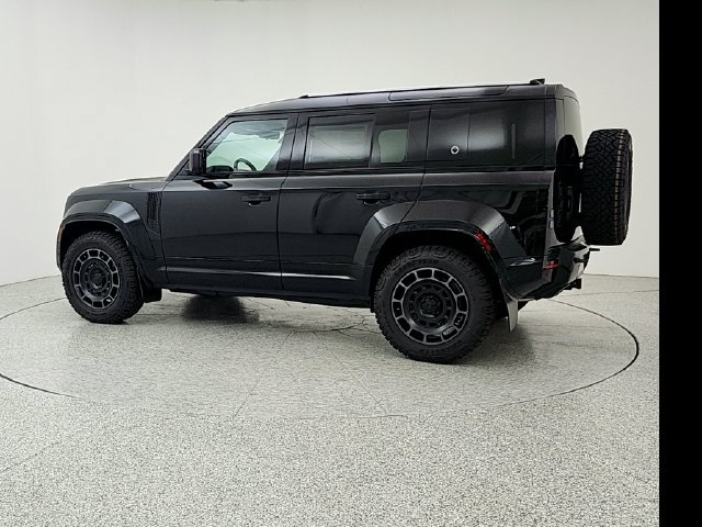 New 2026 Land Rover Defender 110 OCTA AWD/4WD image 7