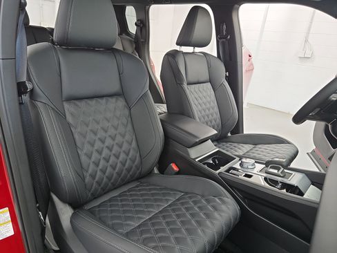 New 2026 Nissan Rogue Platinum AWD/4WD image 10