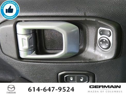 Used 2019 Jeep Wrangler Unlimited Rubicon w/ Cold Weather Group AWD/4WD image 28