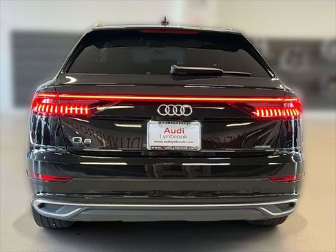 Used 2023 Audi Q8 Premium Plus w/ Premium Plus Package image 5