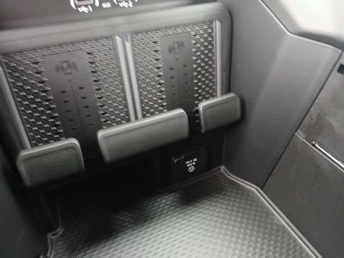 New 2026 RAM 2500 Big Horn AWD/4WD image 28