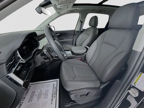 Used 2025 Audi Q7 3.0T Premium Plus w/ Premium Plus Package AWD/4WD image 23