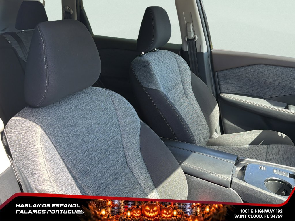 Used 2023 Nissan Rogue SV FWD image 30