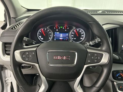 Certified 2022 GMC Terrain SLE w/ Driver Convenience Package image 11