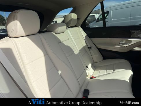 Certified 2025 Mercedes-Benz GLE 350 4MATIC image 27