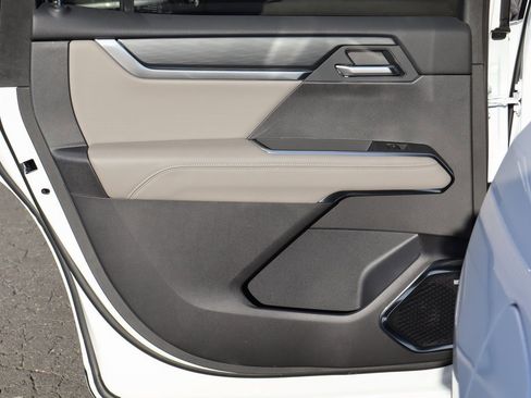 New 2026 GMC Acadia Elevation w/ Black Edition image 18