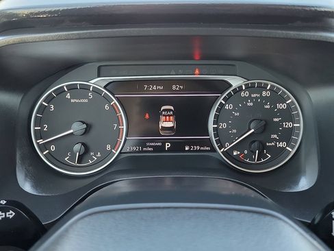 Used 2025 Nissan Rogue SV FWD image 27