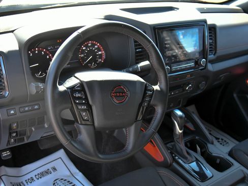 Used 2023 Nissan Frontier Pro-X w/ Technology Package image 14