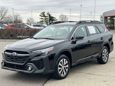 Used 2023 Subaru Outback 2.5i image 3